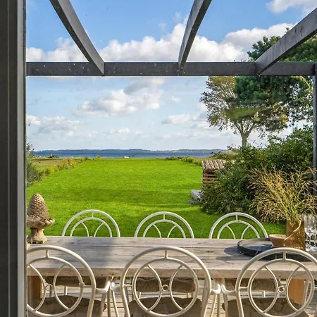 Σπίτι διακοπών Stunning In With Wifi And 3 Bedrooms 2 *