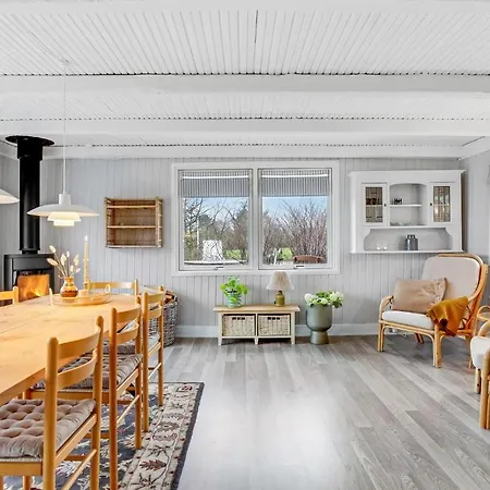 Σπίτι διακοπών Stunning In With Wifi And 3 Bedrooms 2