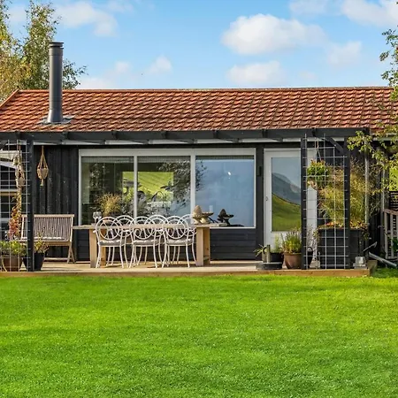 Σπίτι διακοπών Stunning In With Wifi And 3 Bedrooms 2 Hesselager