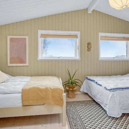 Stunning In With Wifi And 3 Bedrooms 2